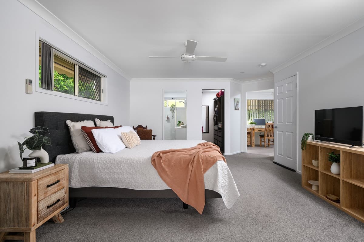 7 Roebuck Street, Cooloola Cove - Thumbnail 4