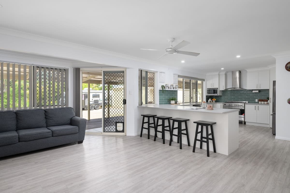 7 Roebuck Street, Cooloola Cove - Thumbnail 7