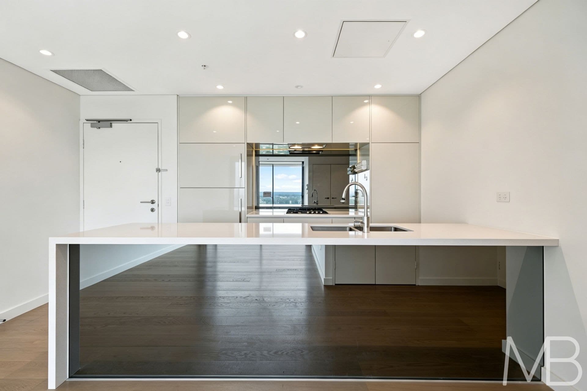 501/10 ATCHINSON STREET ST LEONARDS, St Leonards - Thumbnail 3
