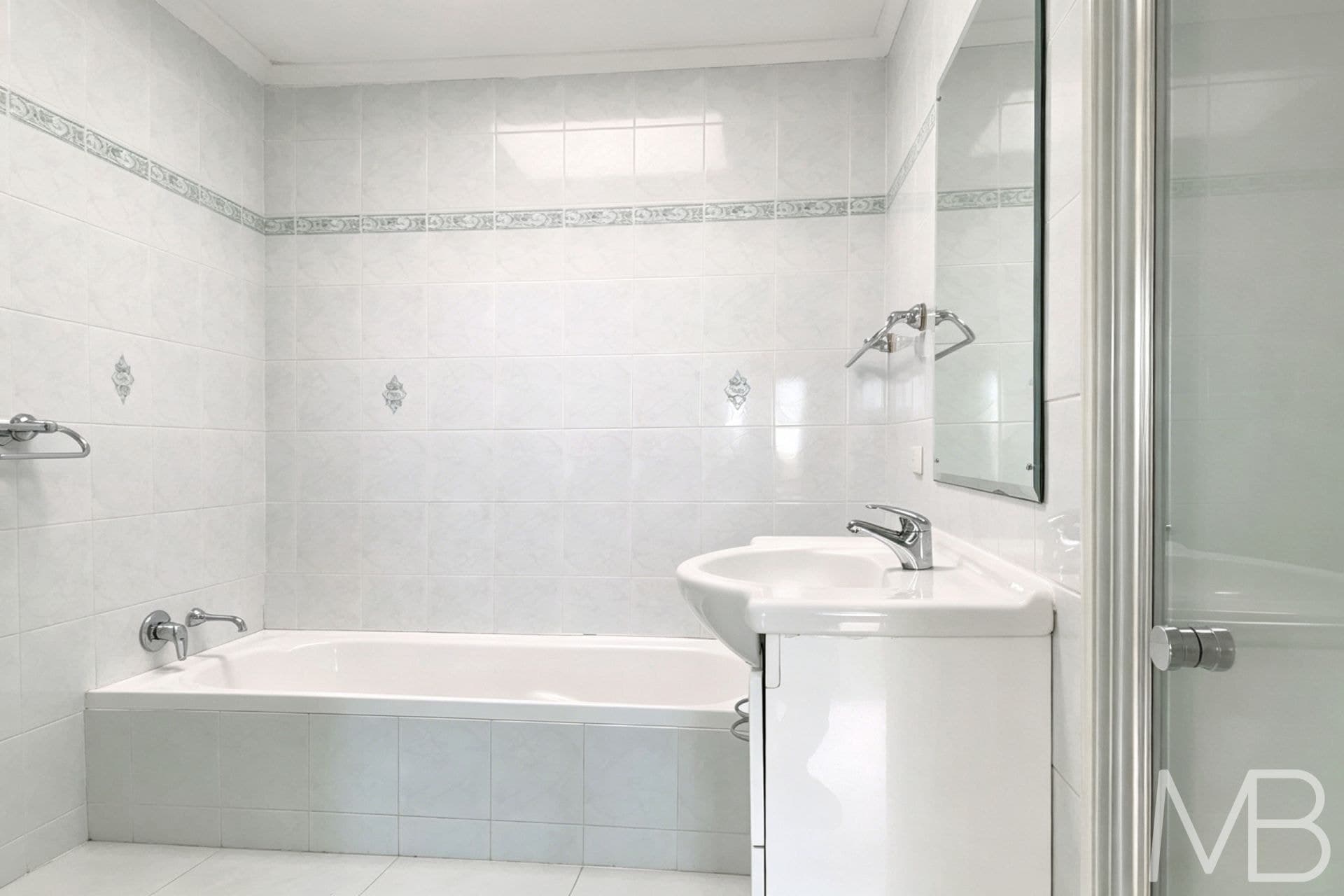 1 HAMBLEDON AVENUE, Baulkham Hills, Baulkham Hills - Thumbnail 7