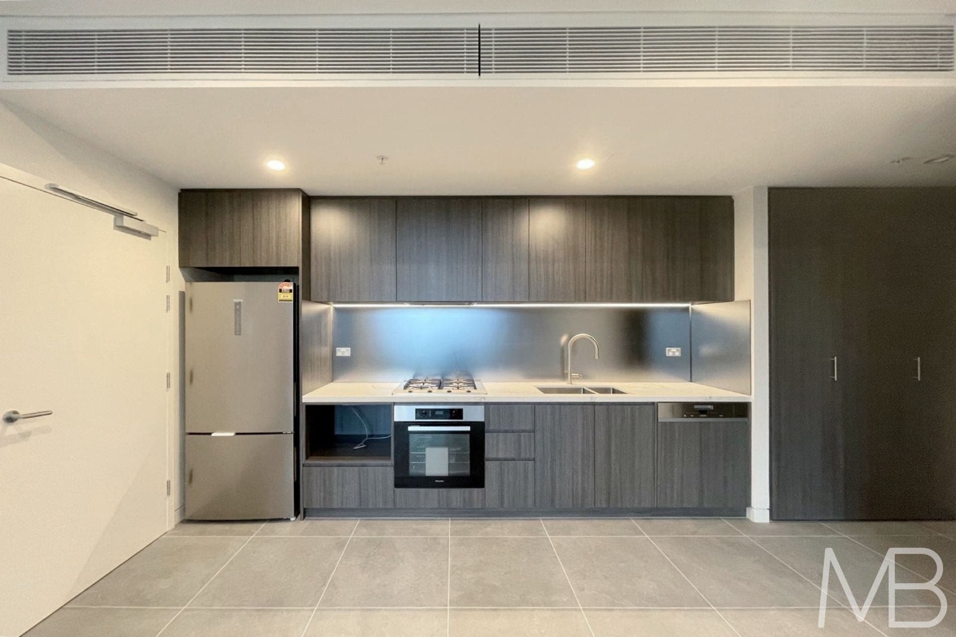 701B/7 NIPPER STREET, Homebush, Homebush - Thumbnail 2