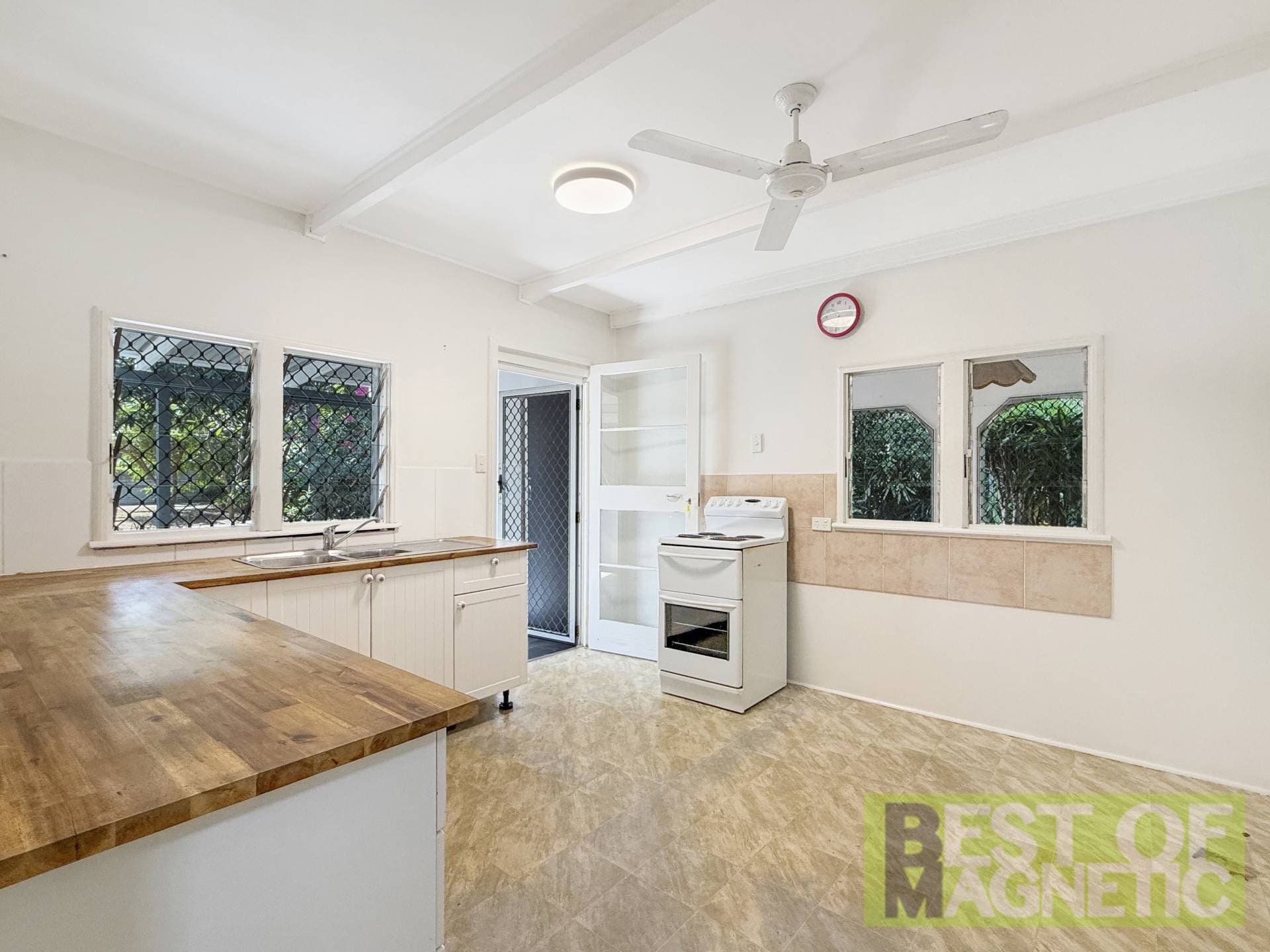 21 Kelly Street, Nelly Bay - Thumbnail 5