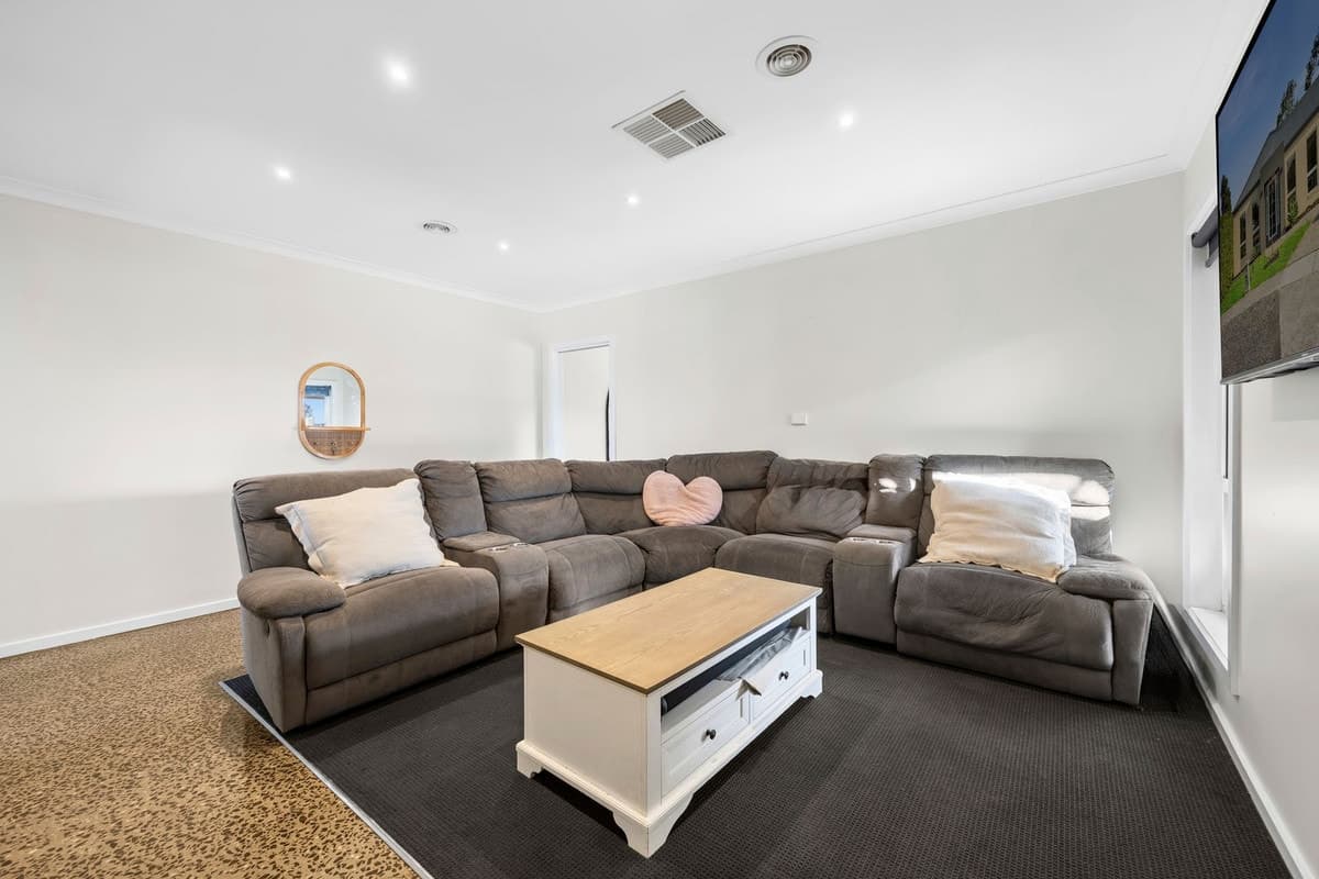 8 Fenwick Fairway, BANNOCKBURN VIC 3331, Bannockburn - Thumbnail 6