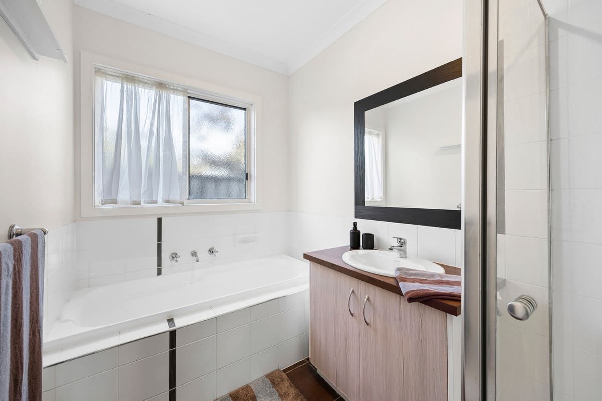 8 Fenwick Fairway, BANNOCKBURN VIC 3331, Bannockburn - Thumbnail 7