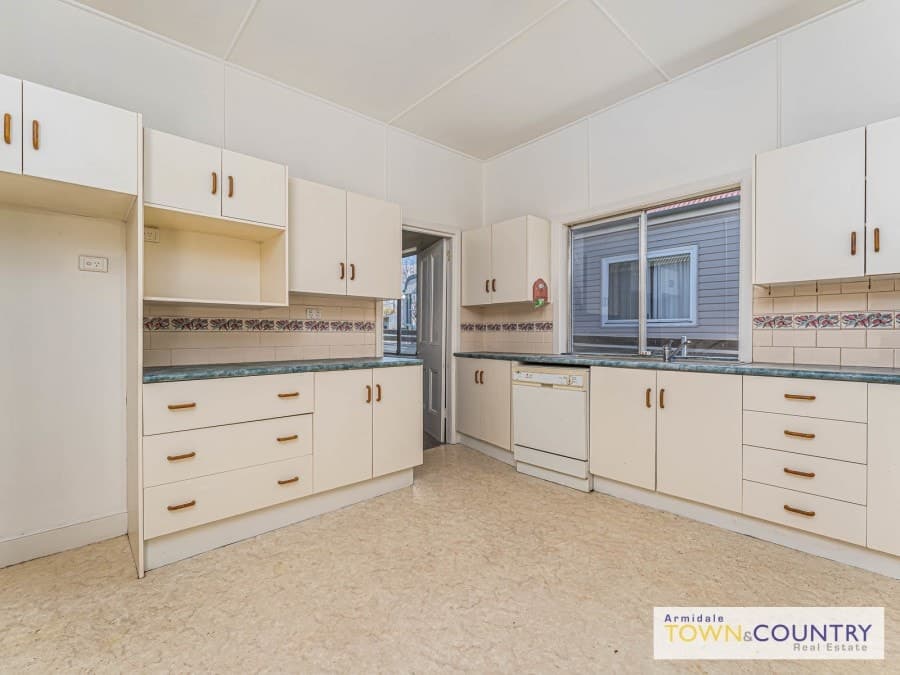 211 Brown Street, Armidale, Armidale - Thumbnail 6