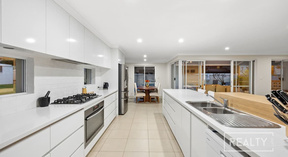 14 Mary Street, Watermans Bay 6020, Watermans Bay - Thumbnail 6