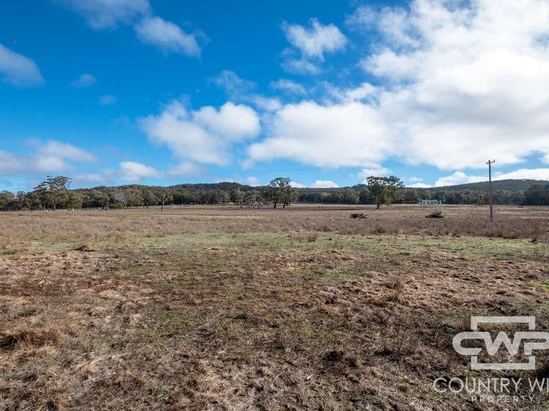 1642 Torrington Road, Stannum, Stannum - Thumbnail 4