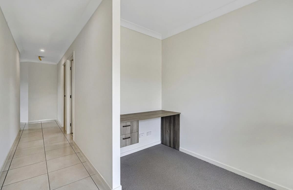 41 Dunaden Street, Logan Reserve QLD 4133, Logan Reserve - Thumbnail 3