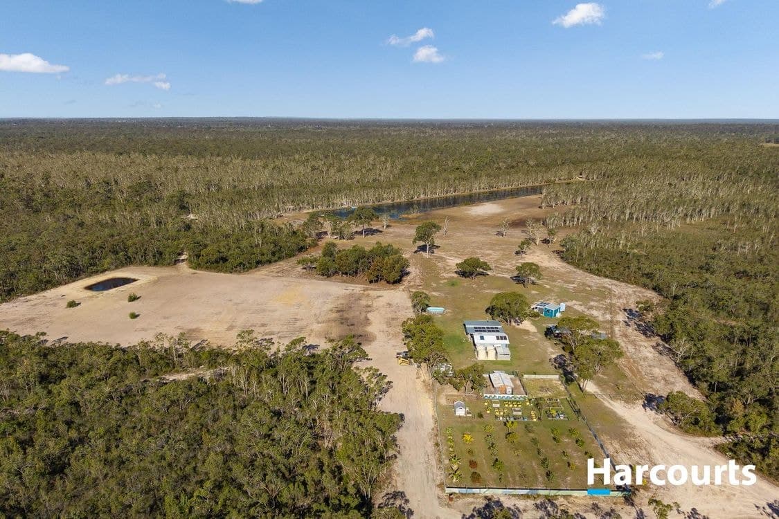 332 Pioneer Road, BUXTON, QLD 4660, Buxton - Thumbnail 2