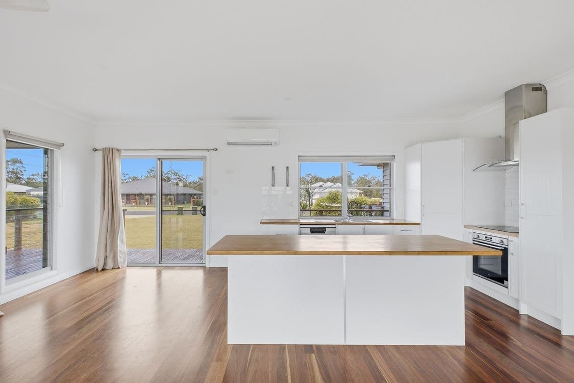 4 Kinkuna Drive, WOODGATE, QLD 4660, Woodgate - Thumbnail 6