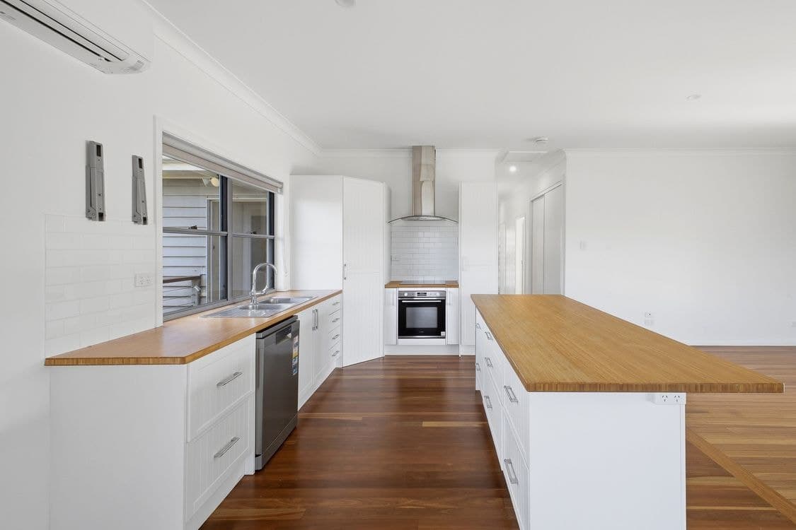 4 Kinkuna Drive, WOODGATE, QLD 4660, Woodgate - Thumbnail 7