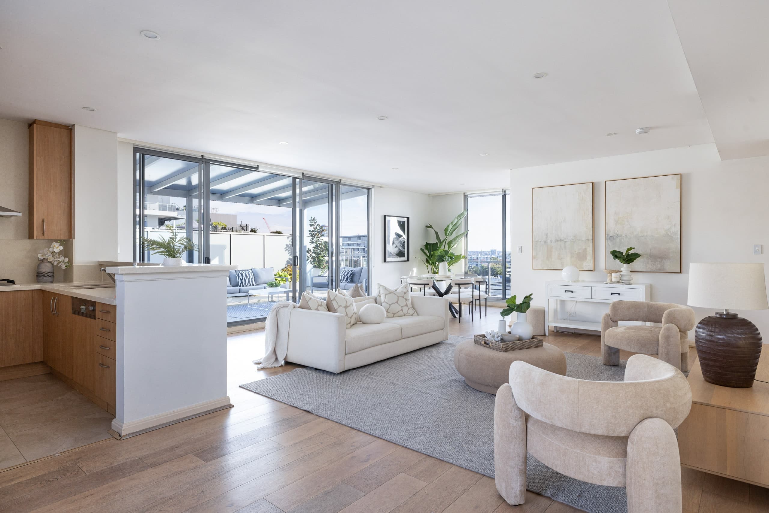 1001/5 Potter Street, Waterloo - Image 1