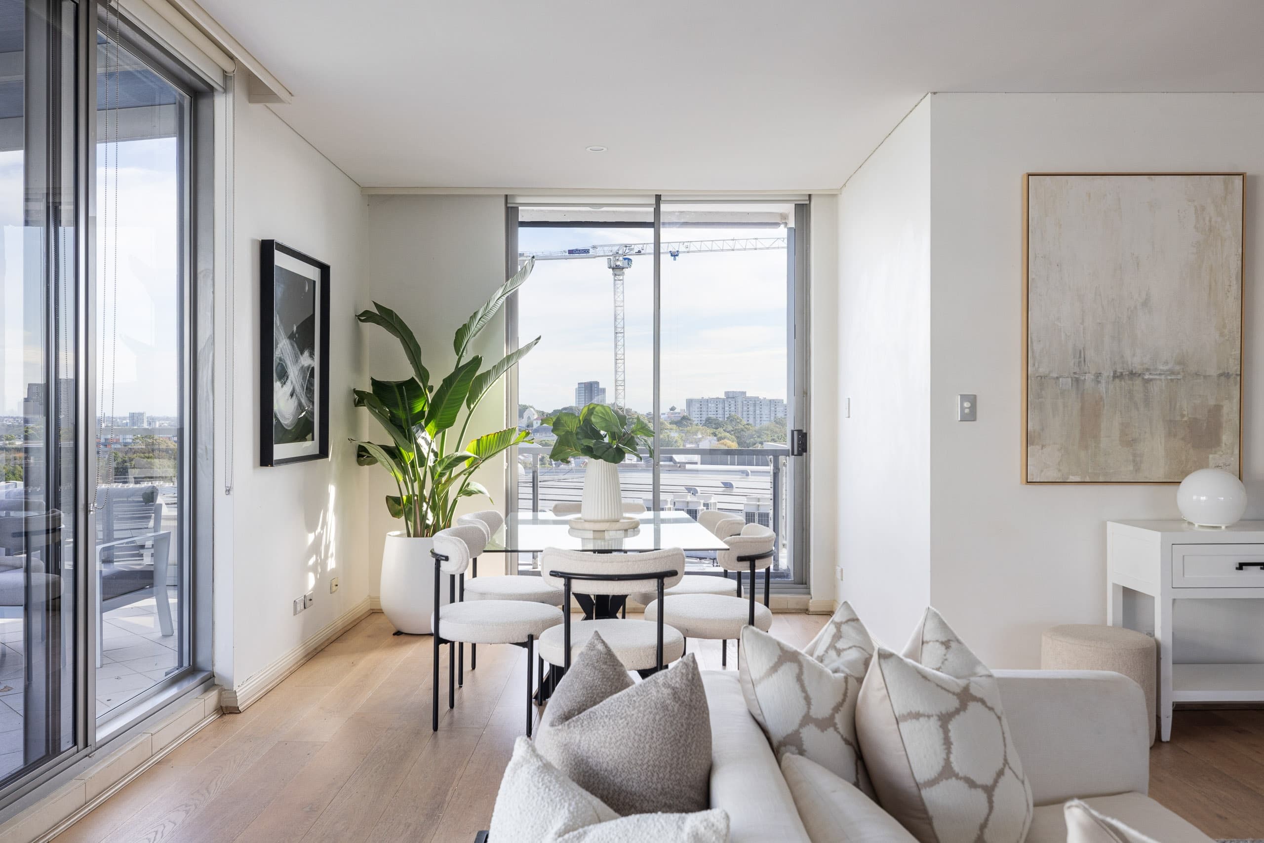 1001/5 Potter Street, Waterloo - Thumbnail 4