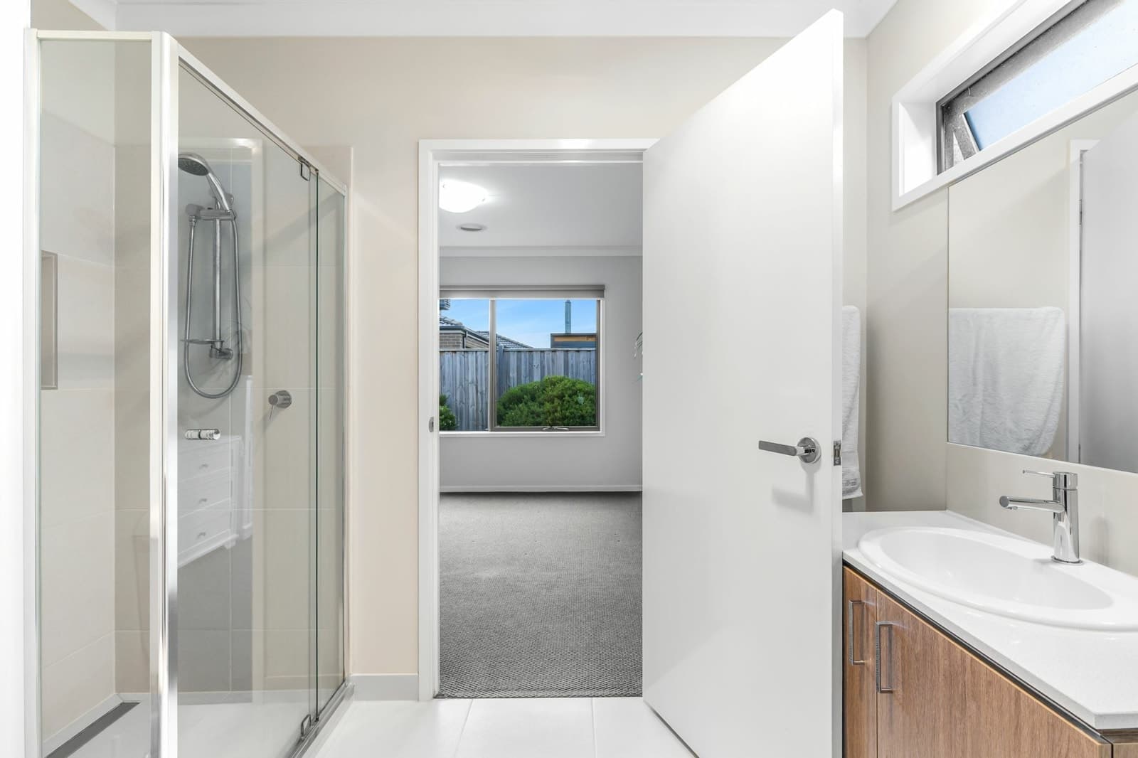 11 Devereux Way, CHARLEMONT, Charlemont - Thumbnail 8