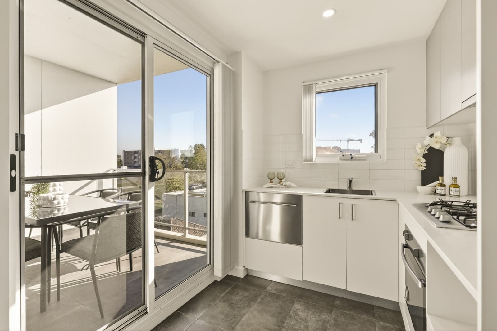 303/15-17 Old Northern Road, BAULKHAM HILLS, Baulkham Hills - Thumbnail 6