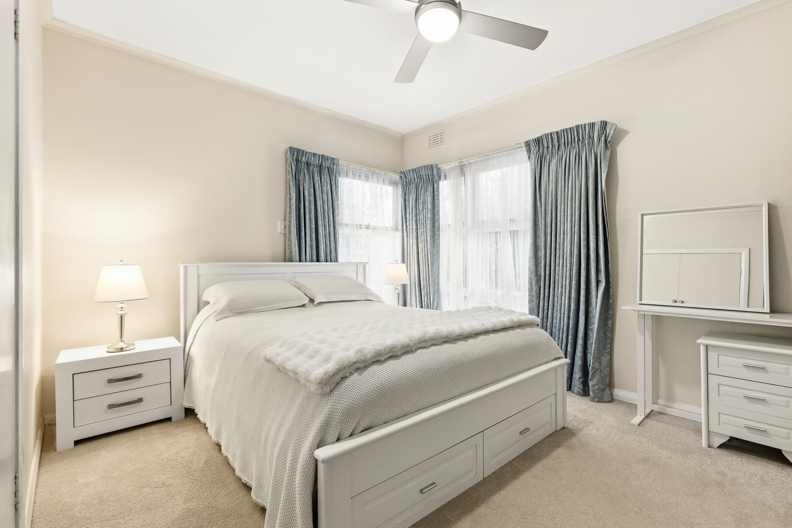 54 Tamworth Road, KILSYTH, Kilsyth - Thumbnail 4