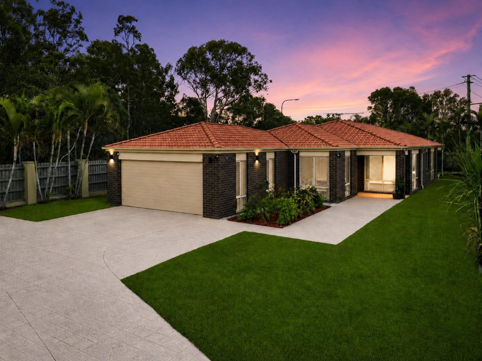 54 Tennessee Way, BERRINBA, Berrinba - Image 1