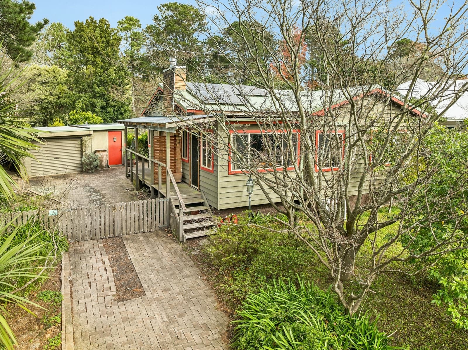 30 Sinclair Crescent, WENTWORTH FALLS, Wentworth Falls - Image 1