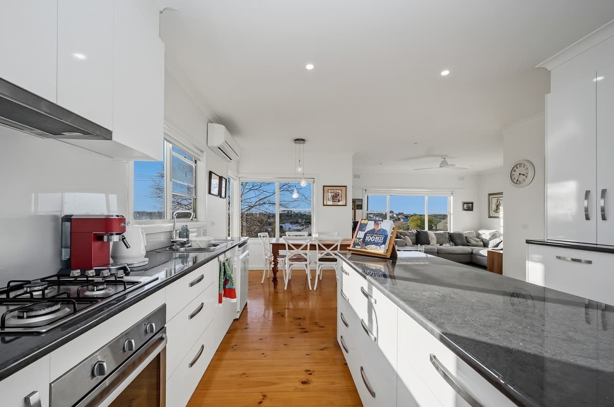 47 Fitzroy Road, Warrnambool, Warrnambool - Thumbnail 2