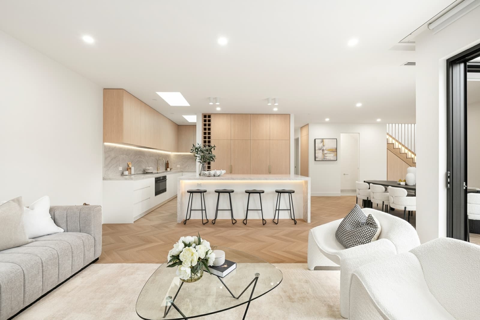 6 Wandoo Avenue, CLARINDA, Clarinda - Thumbnail 2