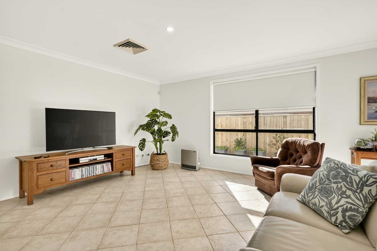 28 Kirkcaldy Circuit, KELLYVILLE, Kellyville - Thumbnail 6