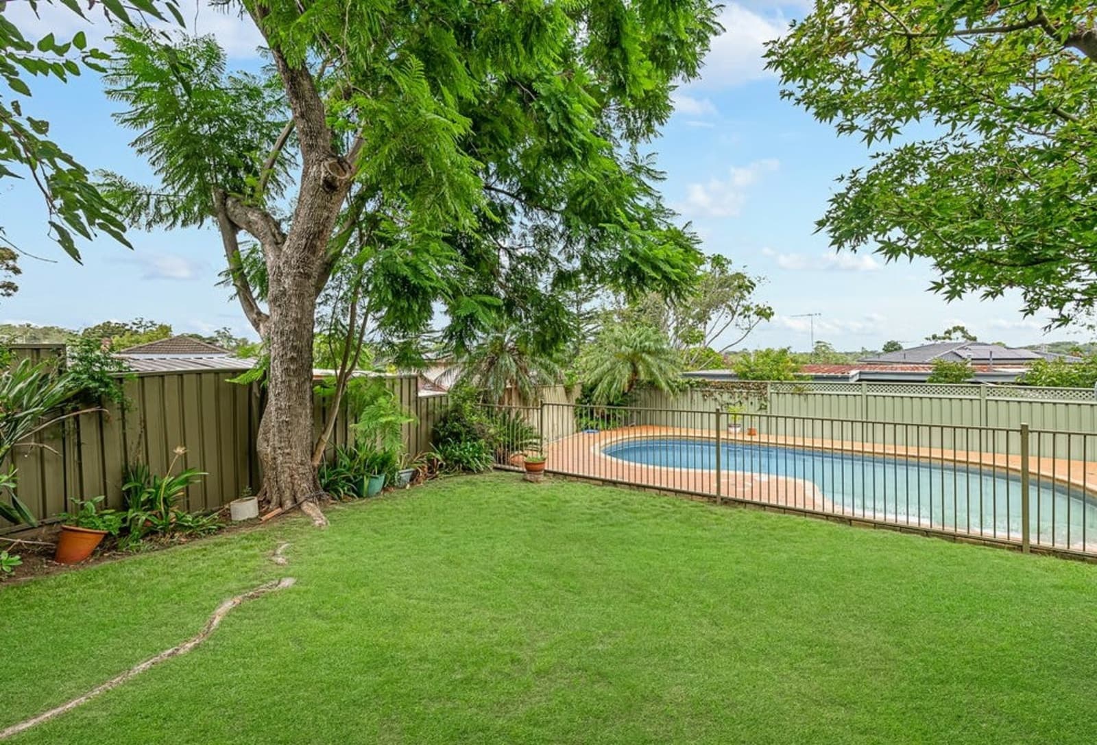 18 Karloon Road, WEST PENNANT HILLS, West Pennant Hills - Thumbnail 2