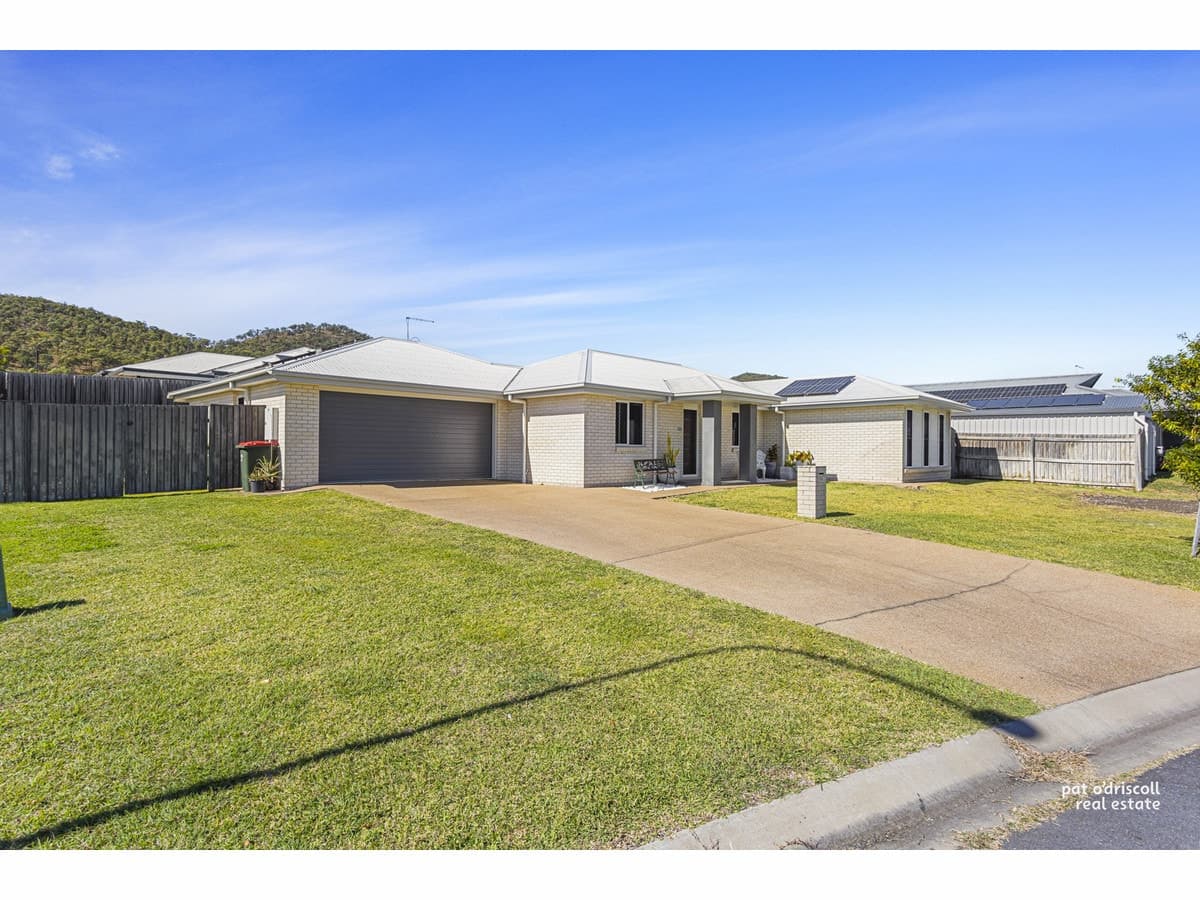 15 Chestnut Avenue, Norman Gardens QLD, Norman Gardens - Image 1