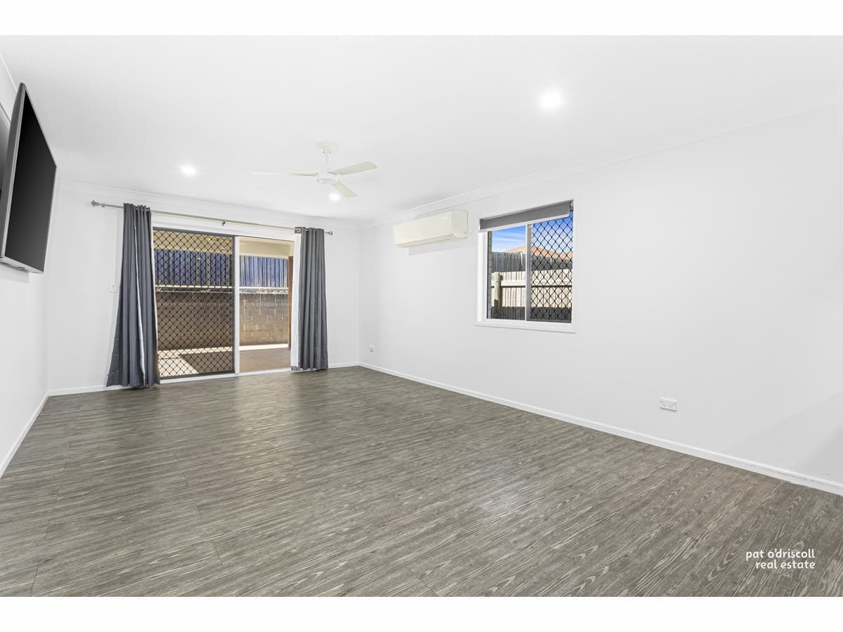15 Chestnut Avenue, Norman Gardens QLD, Norman Gardens - Thumbnail 3