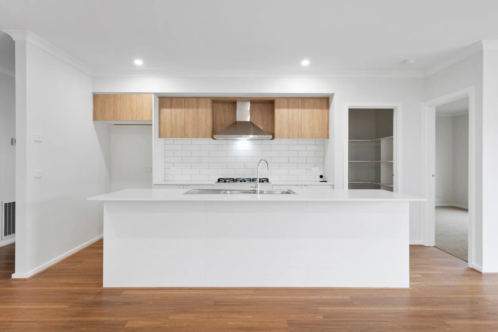 4 Avocet Way,ARMSTRONG CREEK, Armstrong Creek - Thumbnail 2