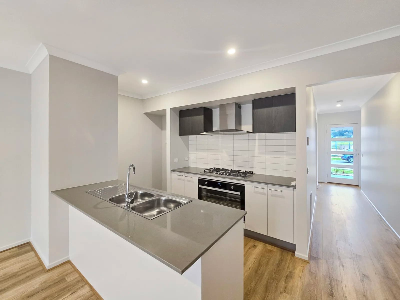 3 Pythais Way,CHARLEMONT, Charlemont - Thumbnail 3