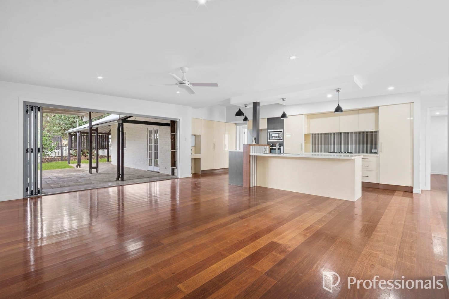 102 Edmondstone St, Newmarket QLD 4051, Newmarket - Image 1