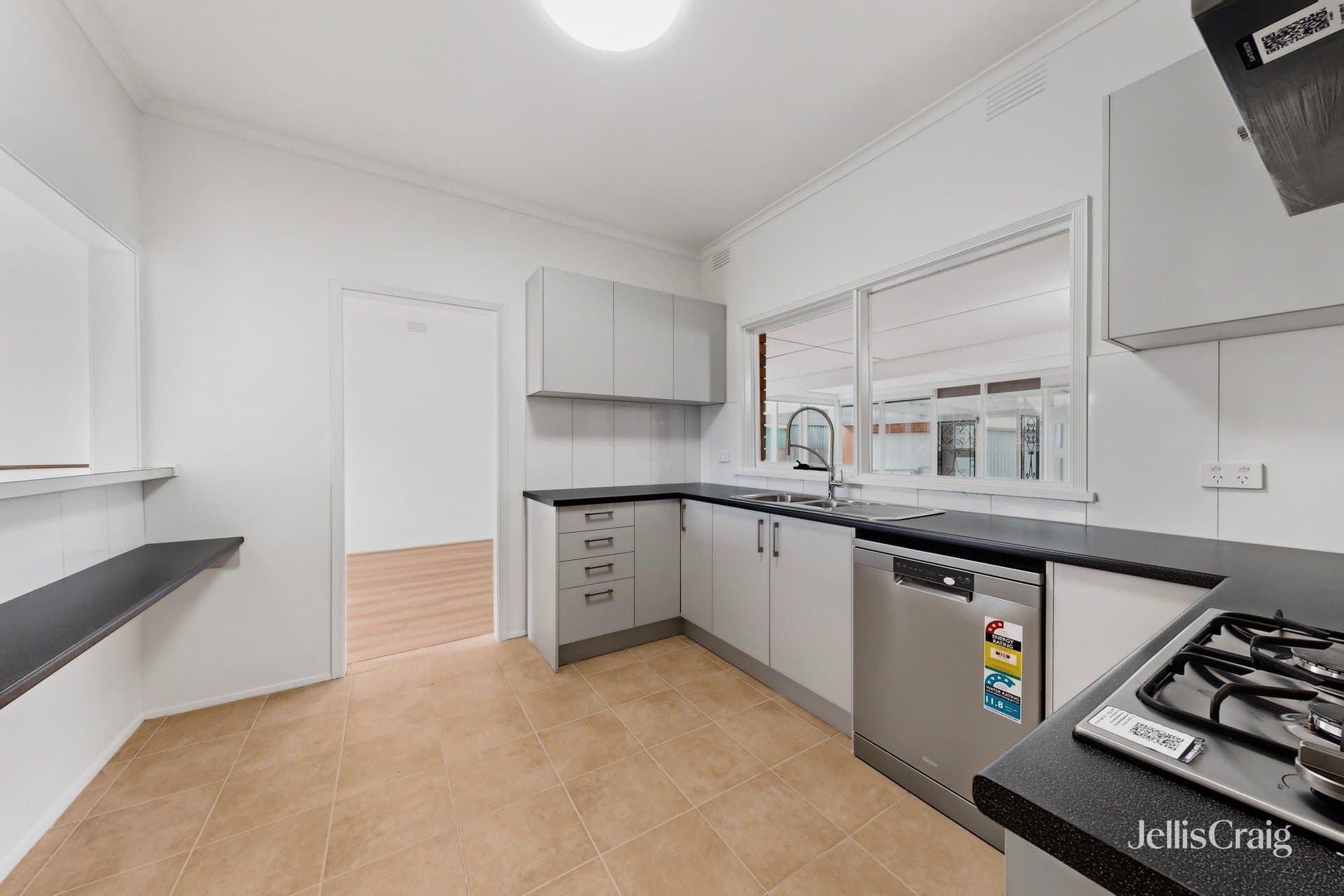 72 Gowrie Street, Bentleigh East, Bentleigh East - Thumbnail 3