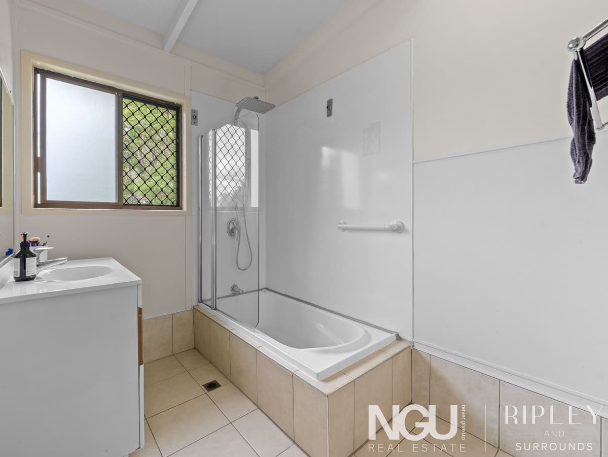 13 Ronald Street, Bundamba QLD 4304, Bundamba - Thumbnail 8