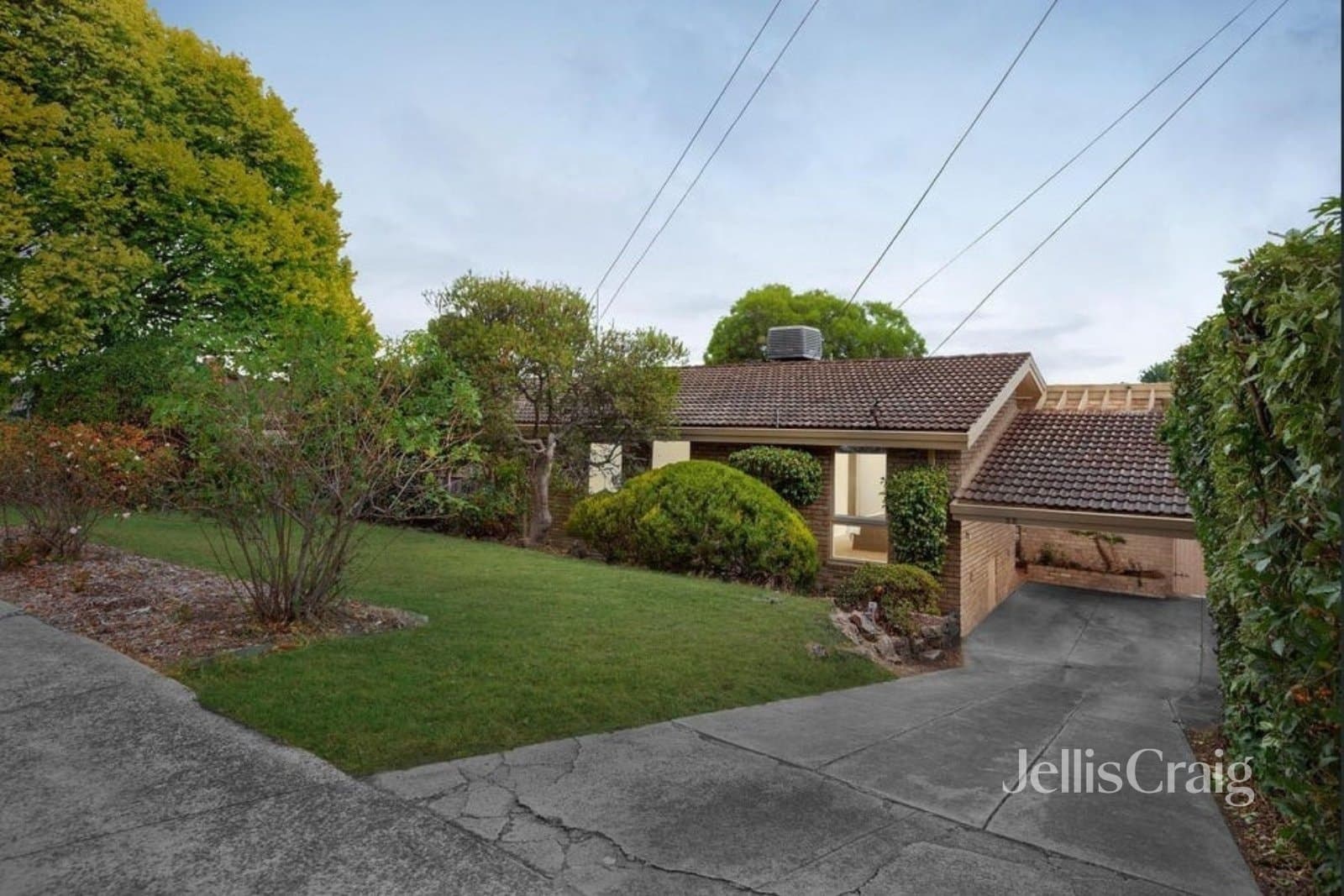 23 Eamon Drive, Viewbank, Viewbank - Thumbnail 2