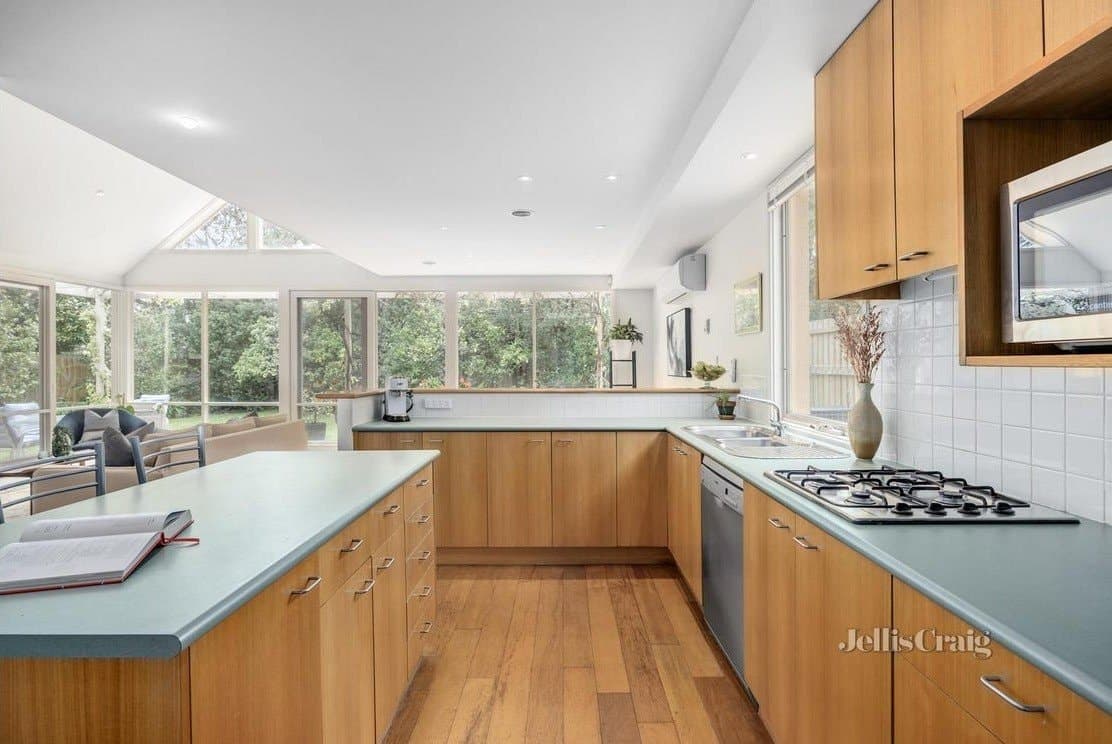 7 Maple Street, Mount Waverley, Mount Waverley - Thumbnail 2