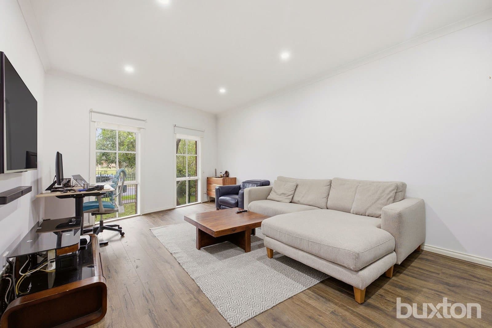 2/17 Peterson Street,
                        
                    
                    
                        
                            Highett, Highett - Thumbnail 2