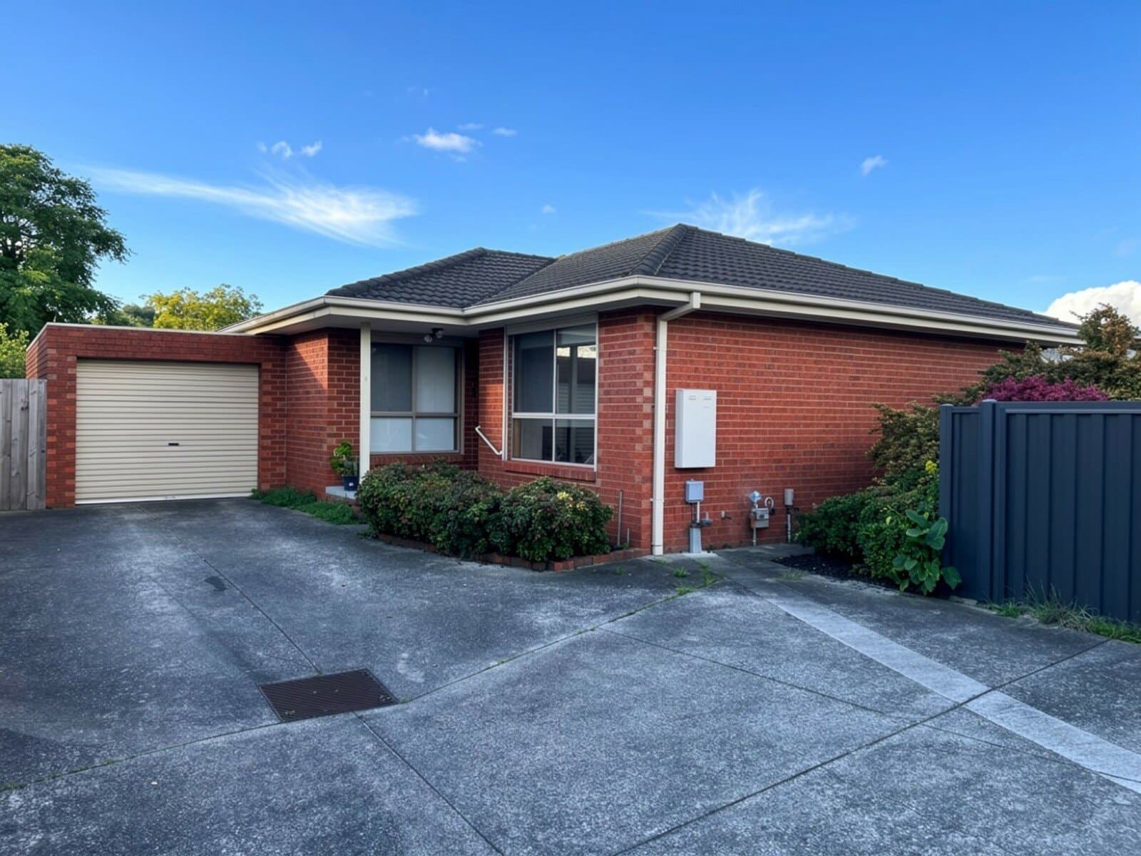 2/39 Thompson Street,
                        
                    
                    
                        
                            Clayton, Clayton - Image 1