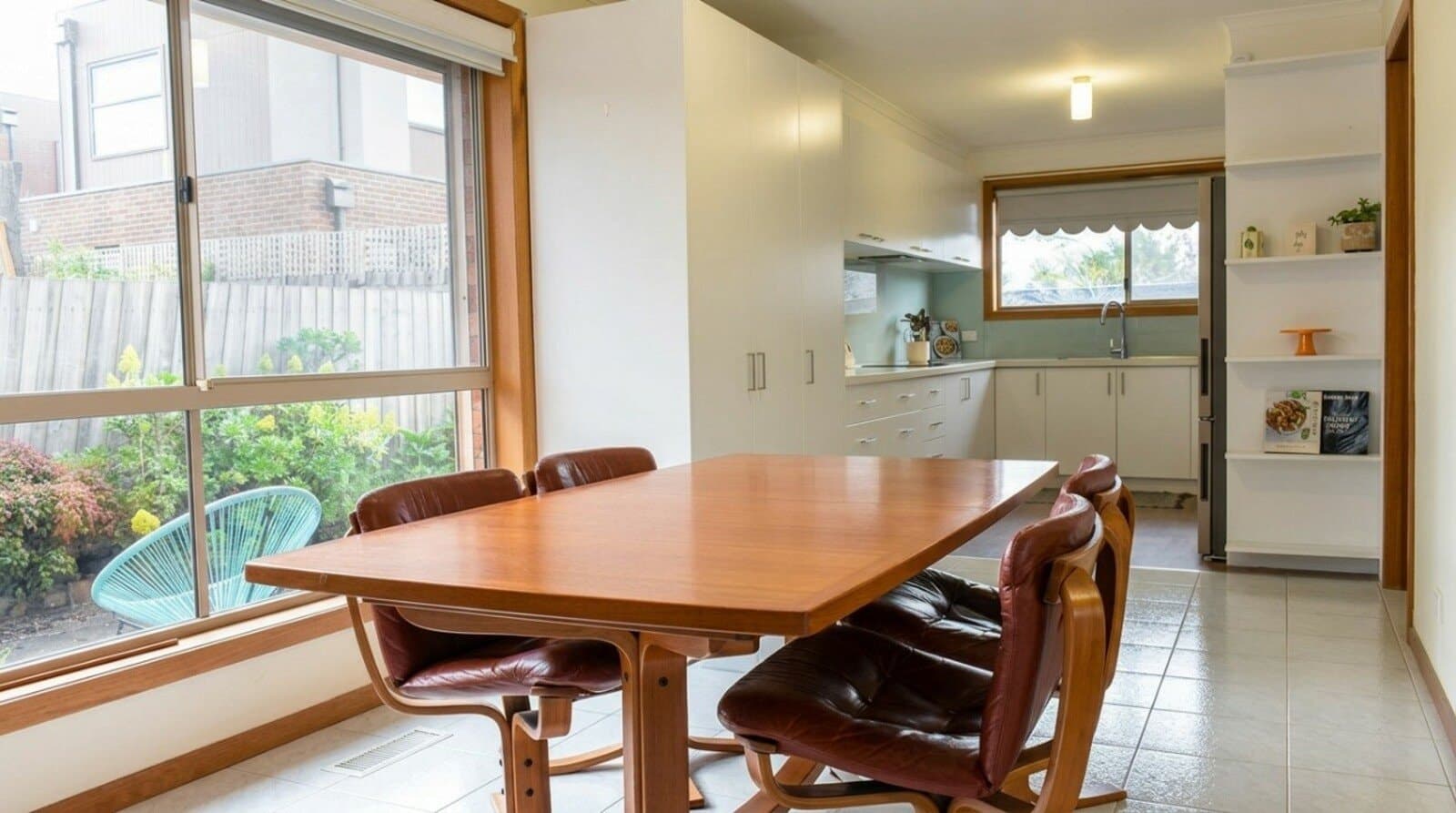 2/39 Thompson Street,
                        
                    
                    
                        
                            Clayton, Clayton - Thumbnail 4
