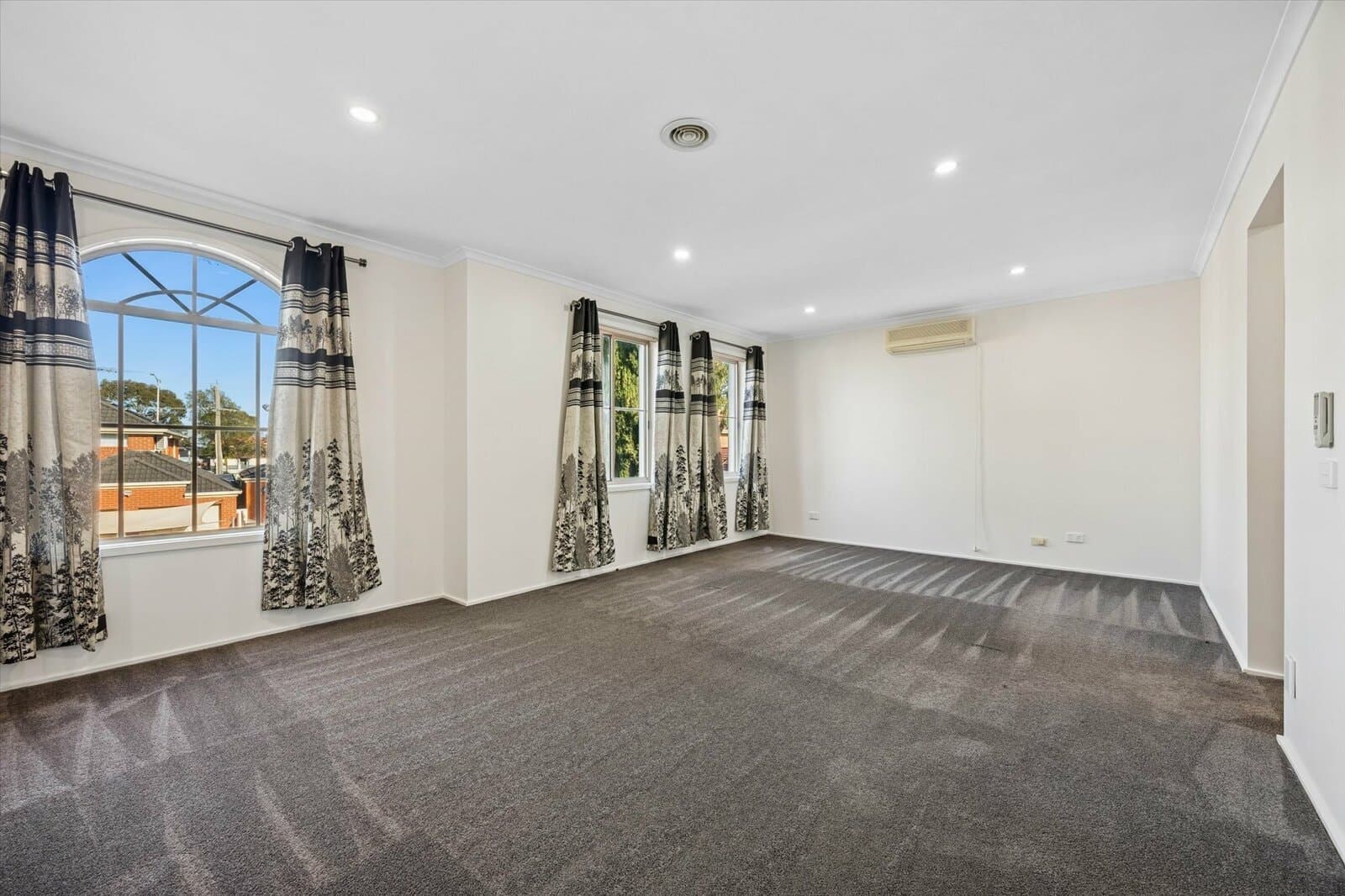 28 Turner Close,
                        
                    
                    
                        
                            Springvale, Springvale - Thumbnail 6