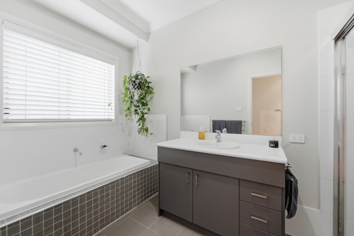48 Folkes Street ELDERSLIE, NSW 2570, Elderslie - Thumbnail 4
