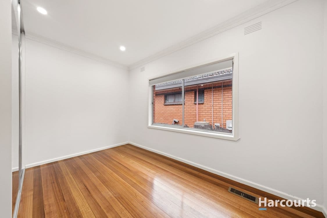 35 Lawley Street, RESERVOIR, VIC 3073, Reservoir - Thumbnail 4