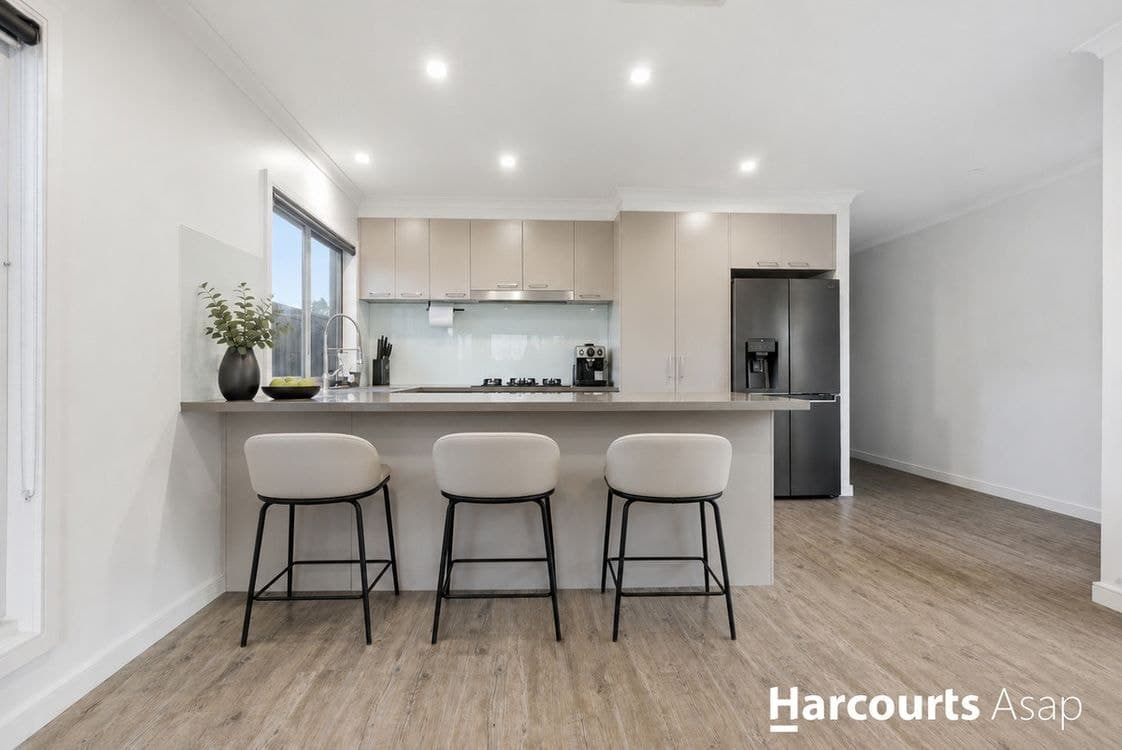 2/37 Arleon Crescent, Cranbourne, VIC 3977, Cranbourne - Thumbnail 2