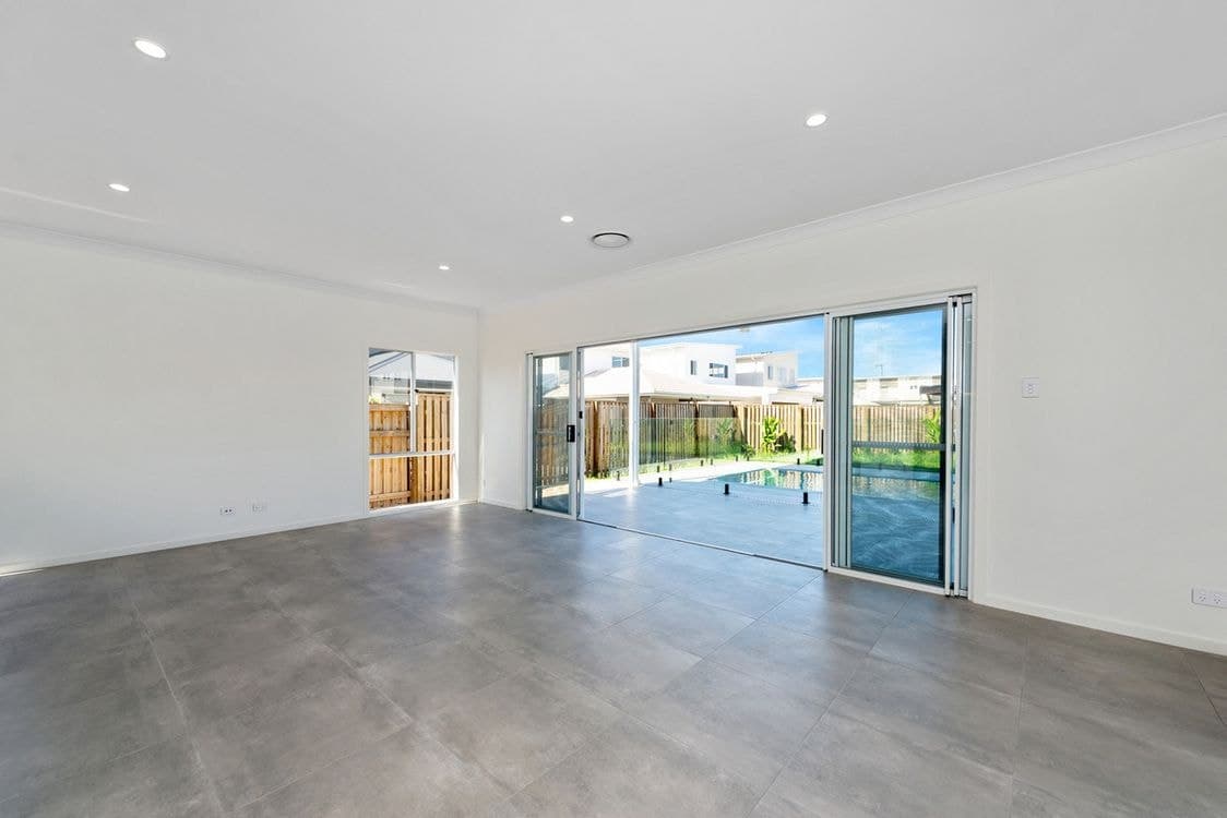 4 Park Cove Boulevard, Hope Island, QLD 4212, Hope Island - Thumbnail 3