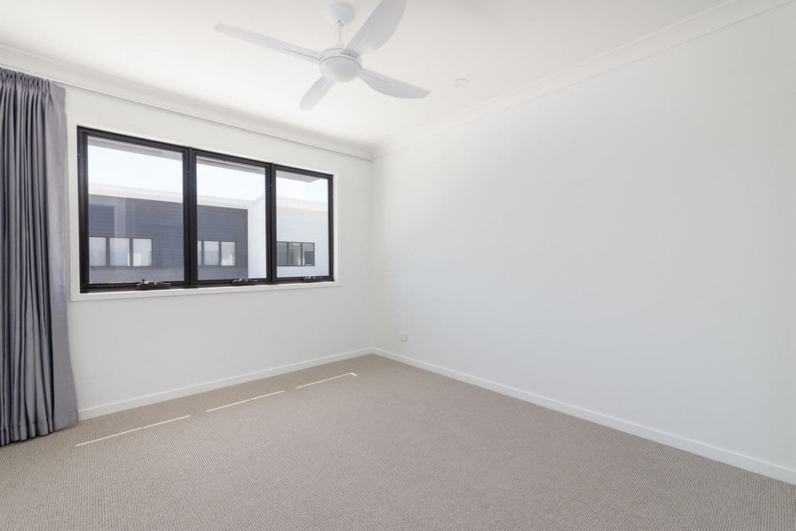 10/35 Sickle Avenue, Hope Island, QLD 4212, Hope Island - Thumbnail 7