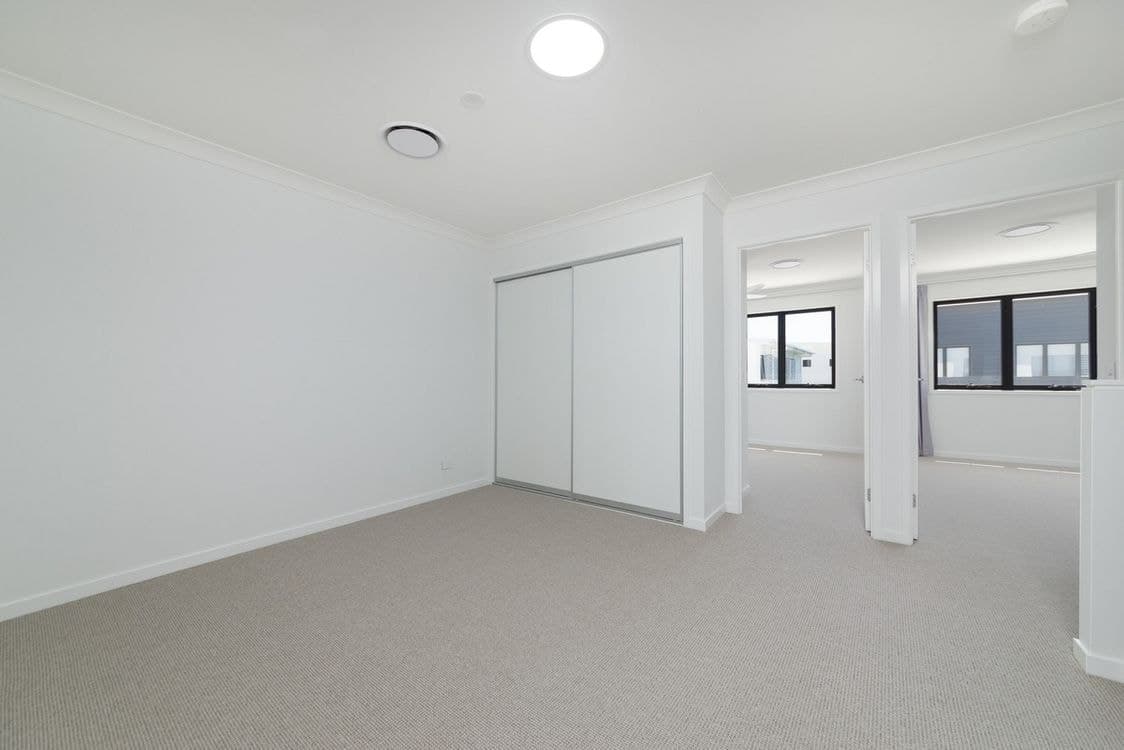 10/35 Sickle Avenue, Hope Island, QLD 4212, Hope Island - Thumbnail 8