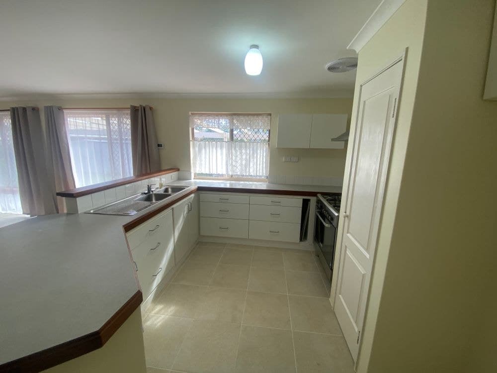 25 Opperman Place, MIDDLE SWAN, WA 6056, Middle Swan - Thumbnail 3