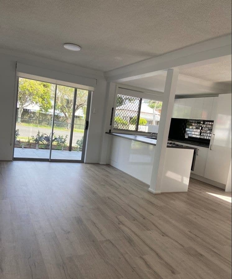 1/22 Charlotte St, WYNNUM, QLD 4178, Wynnum - Thumbnail 2