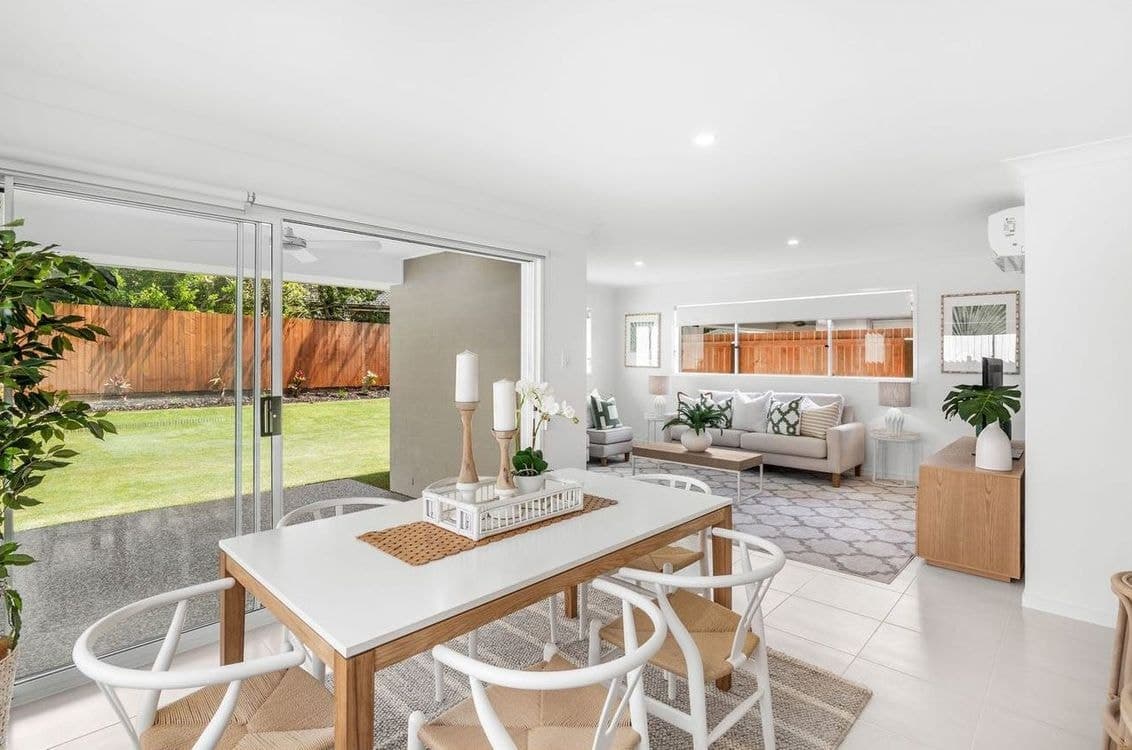 69 Hutton Avenue, WYNNUM, QLD 4178, Manly West - Thumbnail 2