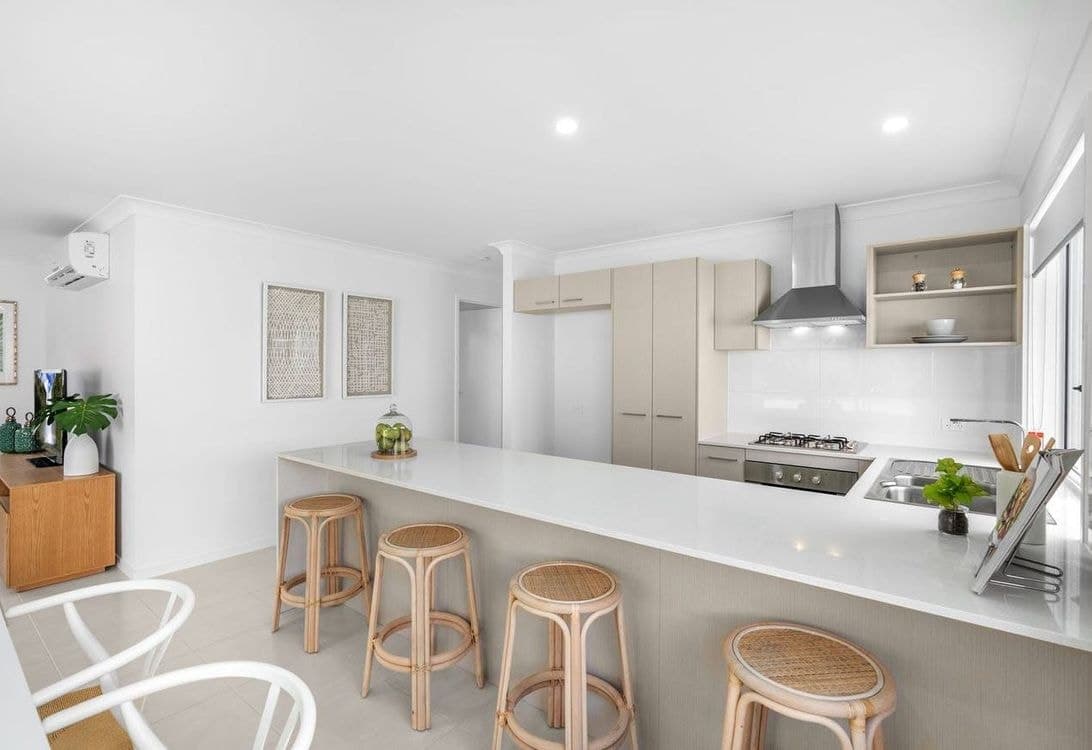 69 Hutton Avenue, WYNNUM, QLD 4178, Manly West - Thumbnail 4