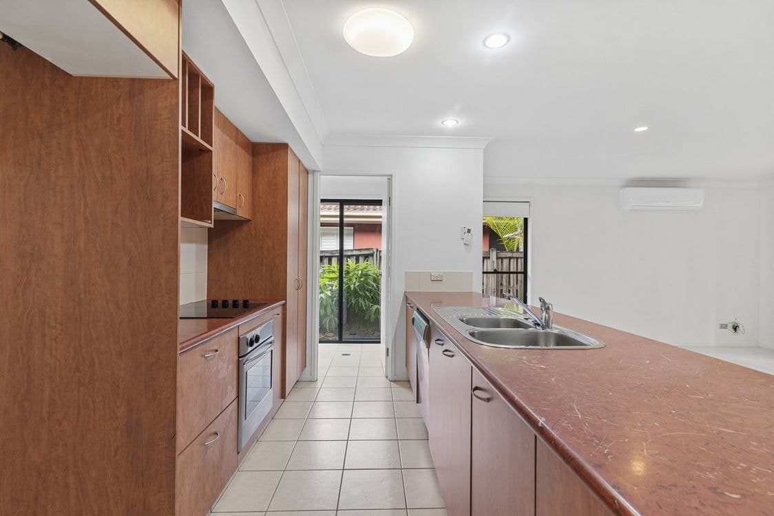 69/302 Christine Avenue, Varsity Lakes, QLD 4227, Varsity Lakes - Thumbnail 2